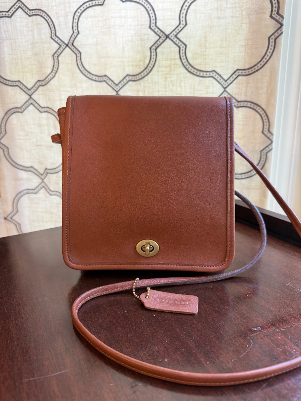 Vintage Coach British Tan Leather Crossbody Bag 0836-849